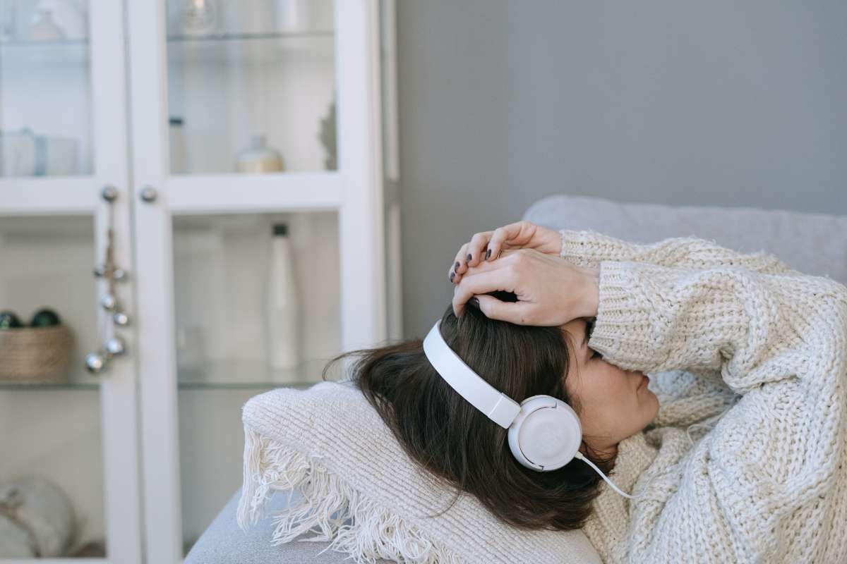 Here’s Why You’re Not Able to Sleep Through the Night